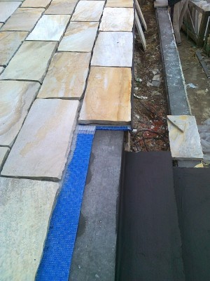 Znojmo- terasa s lepenou dlažbou na rohoži (1)